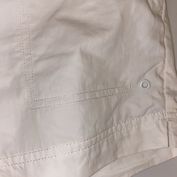 Nautica beach shorts. Like new. White. Medium - Picture 3 of 5